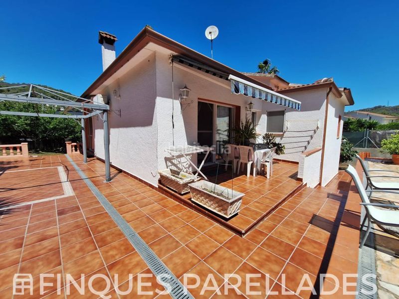 Foto b2f445ba-b3dd-41de-8765-4e66c3d4800d. Casa amb calefacció aparcament piscina a Olivella