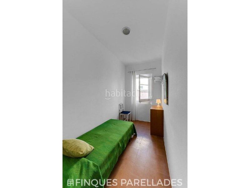 Foto 5c5b9bbc-03bd-40d2-9791-d154fc9ac4c1. Edifici a Centre Sitges