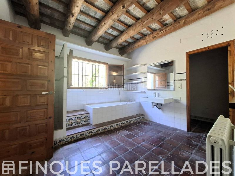 Foto 36bb4154-fc8e-41c2-adfb-f6756a56283e. Casa amb aparcament a Levantina - Montgavina - Quintmar Sitges