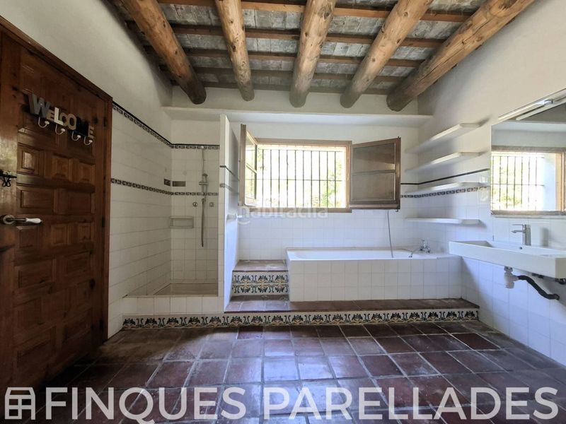 Foto 47d2993e-3fc2-4712-ac6c-9876bb7426bc. Casa amb aparcament a Levantina - Montgavina - Quintmar Sitges