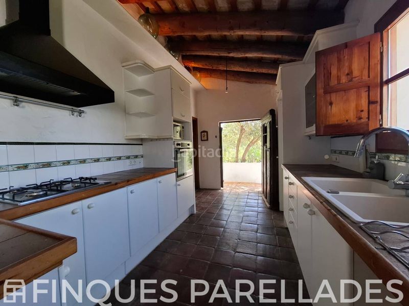 Foto 7955e890-b441-4e6d-870e-6f47d8ee5efb. Casa amb aparcament a Levantina - Montgavina - Quintmar Sitges