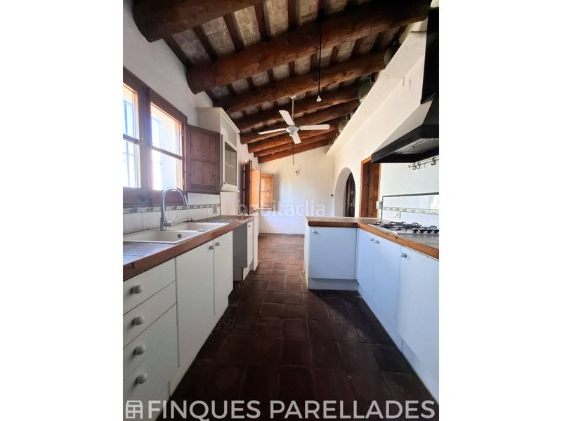 Foto 7cd43cdf-2a99-4160-8917-aed304fa29b4. Casa amb aparcament a Levantina - Montgavina - Quintmar Sitges