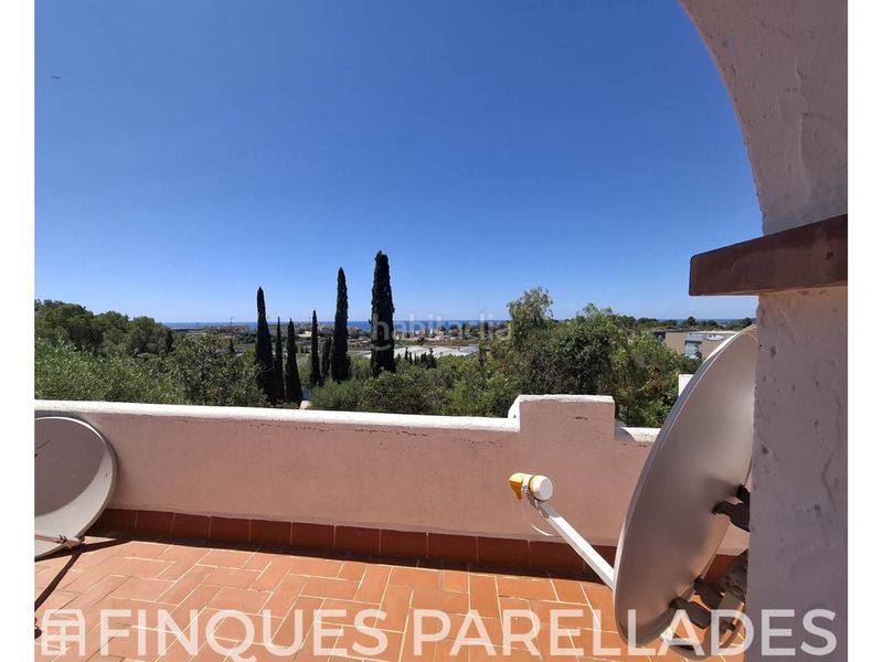 Foto 91685e55-05b2-44cc-a3a4-7d1b0dccf805. Casa amb aparcament a Levantina - Montgavina - Quintmar Sitges
