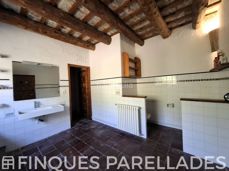 Foto a53ea9f4-cd22-4bd4-a728-911d87fb31fc. Casa amb aparcament a Levantina - Montgavina - Quintmar Sitges