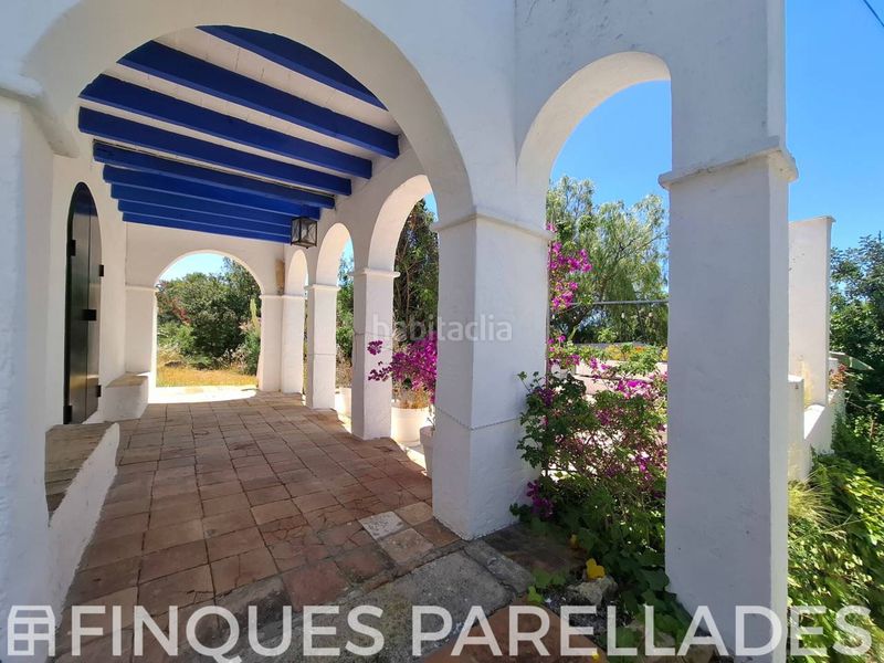 Foto d0e9c952-4bc8-46eb-a5d8-90fd5985a8b5. Casa amb aparcament a Levantina - Montgavina - Quintmar Sitges