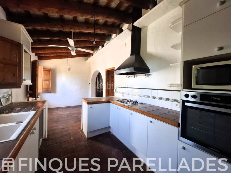 Foto f6ecb4d5-8b35-4b1c-9980-c72ca4d3b052. Casa amb aparcament a Levantina - Montgavina - Quintmar Sitges