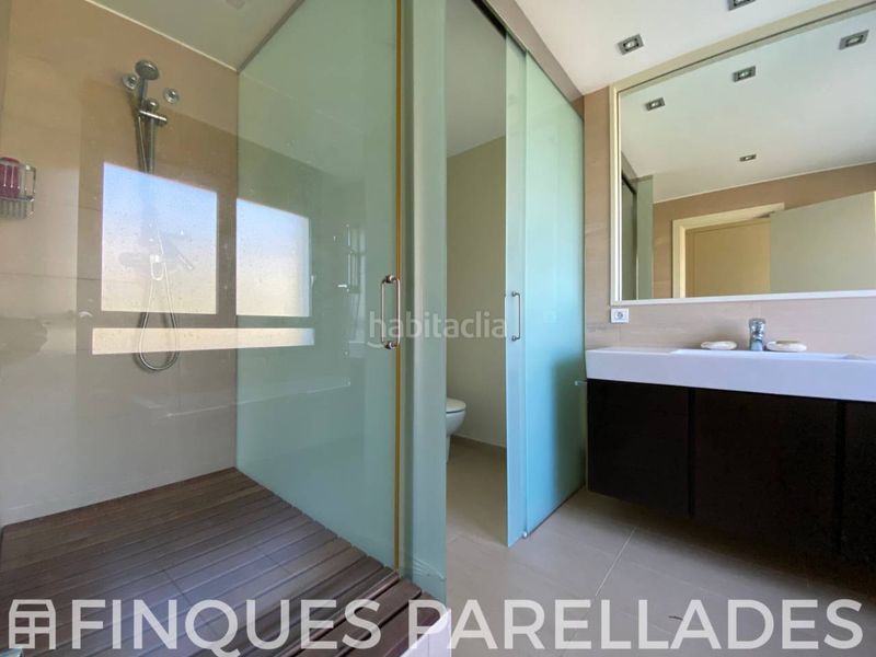 Foto 249689e9-dee3-47e1-bb9f-7805c9d3b292. Casa amb calefacció aparcament piscina a Can Pei Sitges