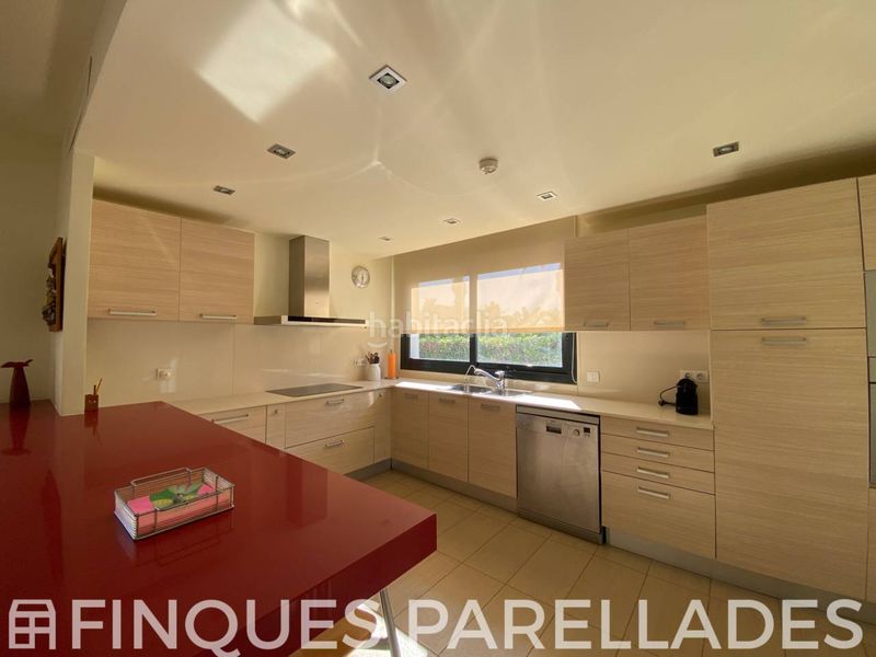 Foto 4a0e085d-cf17-405a-94fa-b8b917c82c6a. Casa amb calefacció aparcament piscina a Can Pei Sitges