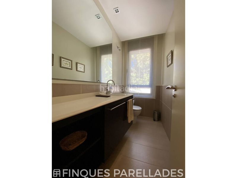 Foto 5b3d0aea-c39a-436e-8083-0e7866470539. Casa amb calefacció aparcament piscina a Can Pei Sitges