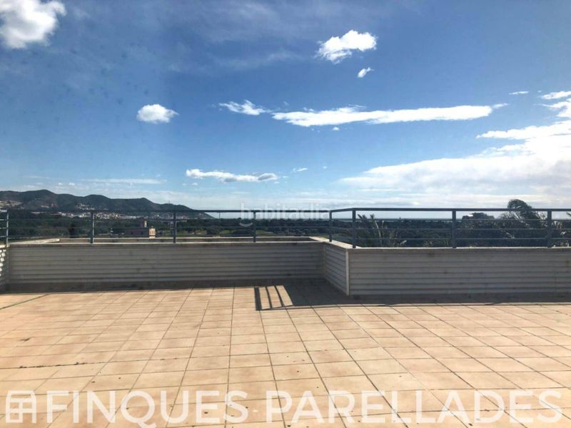 Foto 76401a15-38c3-4fc7-805c-e79b27994f62. Casa amb calefacció aparcament piscina a Can Pei Sitges