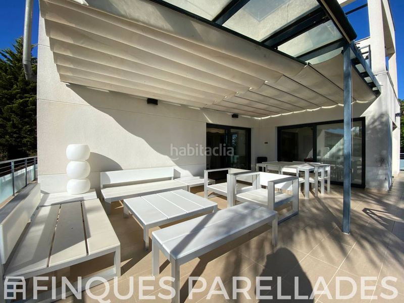 Foto 938028ea-a1ad-413d-b6a2-6e9487cd9624. Casa amb calefacció aparcament piscina a Can Pei Sitges