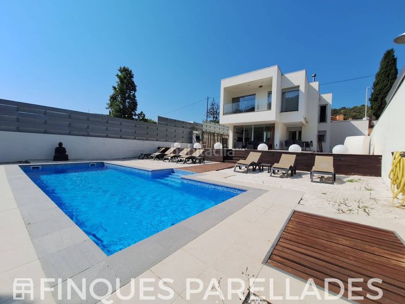 Foto 8929ce8c-2223-423e-9baa-367f5f08de9f. Casa amb aparcament piscina a Canyelles