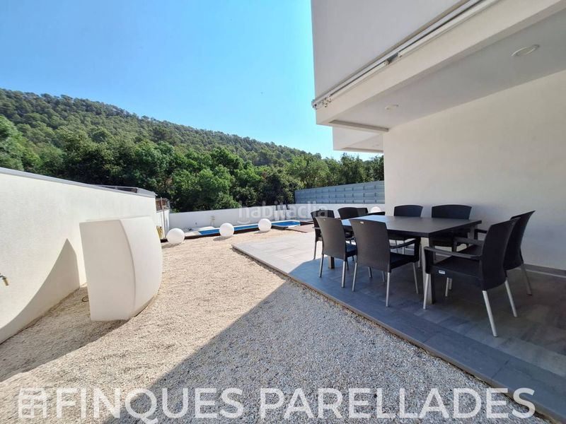 Foto b18a4175-c43d-4c2b-bc2e-d9ced584aab8. Casa amb aparcament piscina a Canyelles