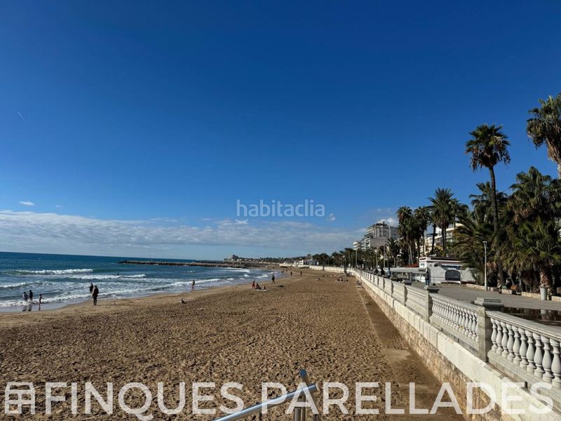 Foto 0b18b24e-af1d-4c6f-b2b3-78058a2bf8e8. Traspàs local comercial a Centre Sitges