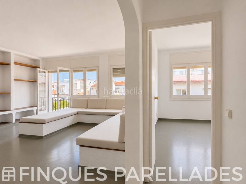 Foto fcc32a05-8b87-4268-9076-fcbc027bc7c2. Pis amb calefacció a Centre Sitges