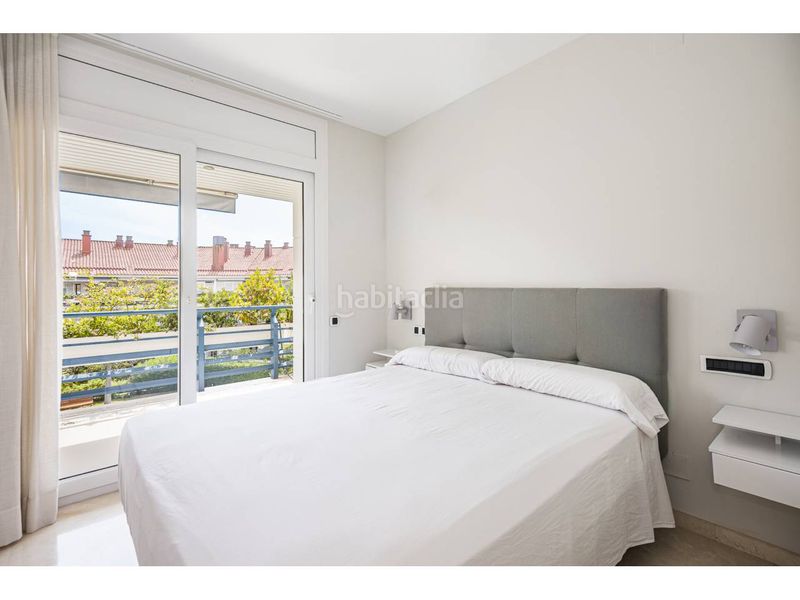 Foto a8918dc9-6a53-4328-9f0e-6520de72e5a1. Àtic amb calefacció aparcament piscina a Can Girona - Terramar - Vinyet Sitges