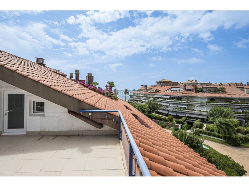 Foto e62aa48a-08ea-438c-b906-45aa19ad06c4. Àtic amb calefacció aparcament piscina a Can Girona - Terramar - Vinyet Sitges