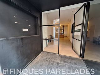 Lloguer Local Comercial a Centre. Local en alquiler en  pleno centro del pueblo en sitges