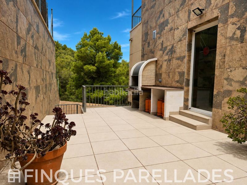 Foto 920858d4-dd84-4161-bd52-d51a4c02dd9c. Casa amb calefacció aparcament piscina a Canyelles