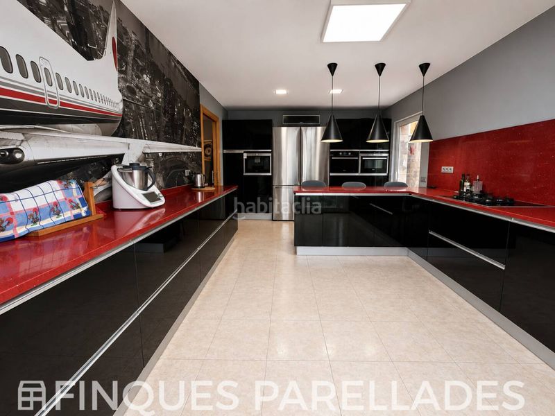 Foto a9455e10-c15c-4126-9611-e670efcbf807. Casa amb calefacció aparcament piscina a Canyelles