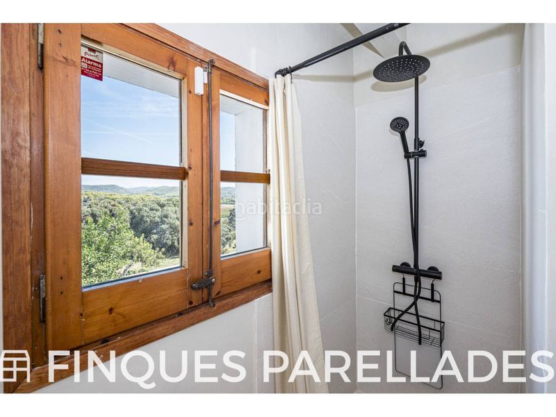 Foto 2e52b506-10f8-4d7a-aba7-b3e0d60dcb59. Casa bonita casa con encanto y estilo propio en puigmoltó en Sant Pere de Ribes