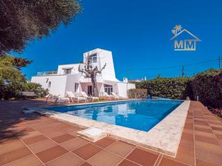 Chalet à Avinguda son vilar 6. Son vilar| magnífico chalet con licencia turística