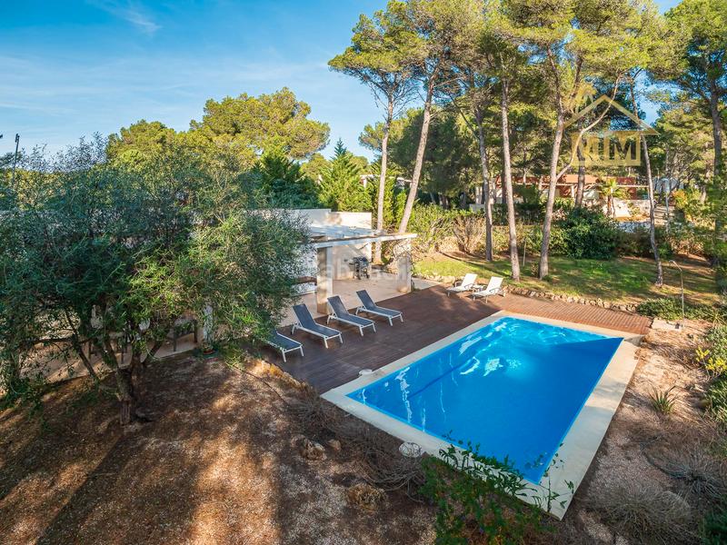 Foto 1d925e3d-a31e-4f01-acb8-9bbc77ab6386. Xalet a carrer cap de favàritx 178 a Son Parc Es Mercadal