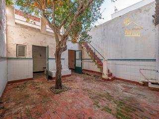 Maison à Molí des Pla-Andrea Doria. Casa entera en mahon con patio y detalles originales