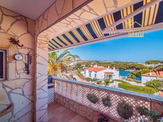 Apartament a Carrer cala molí 107. Apartamanto con vistas al mar y gran terraza