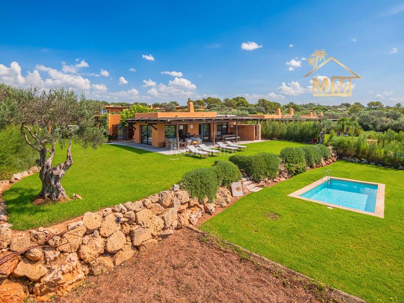 Foto 85f1d507-8fc3-4126-a858-b6c55fdf4a3c. Chalet en carrer de llevant 31 chalet en binisafua con vistas al mar vigilancia 24/7 picina jardin en Sant Lluís