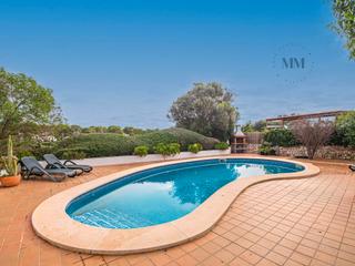 Xalet  Carrer des rap volador. Binibeca | chalet con piscina y licencia turística