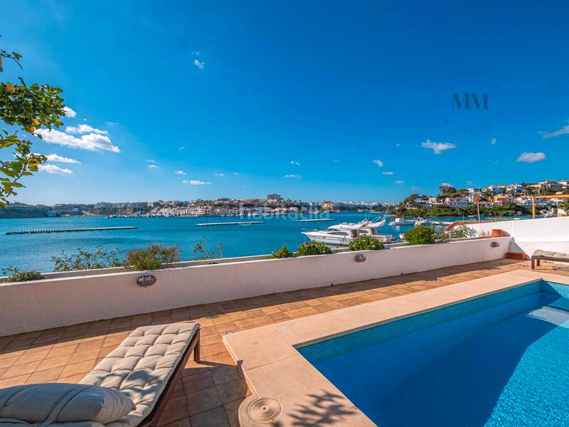 Foto 0b222f3f-e5e5-490f-9e00-cf548d8328a5. Chalet mit kamin pool in Cala Llonga-Sa Mesquida Maó