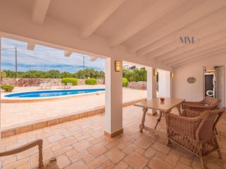 Maison à Camí de biniparrell 21a. Casa de campo en venta en menorca