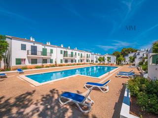 Apartament a Avinguda mercadal, de 465. Apartamento con licencia turística y piscina comunitaria en vent