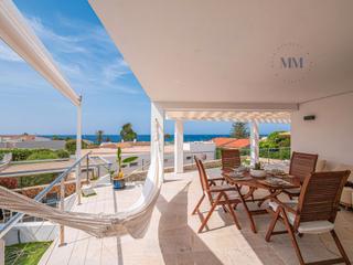 Chalet en Avinguda son remei 12. Chalet con licencia turística en venta en menorca