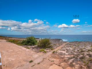 Casa aparellada  Passeig de sa marina. Casita en venta en la costa sur de menorca