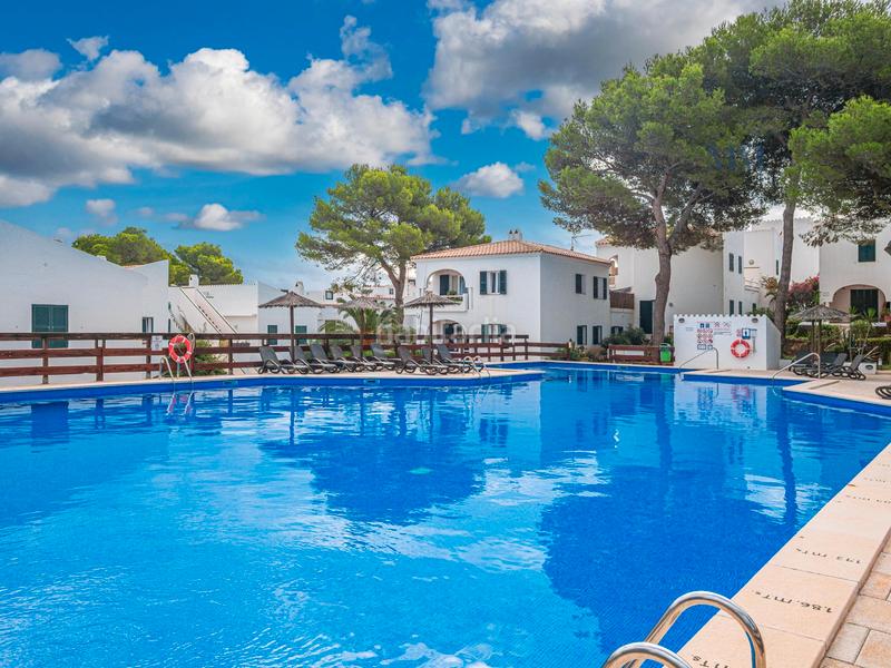 Foto b0d21505-36c9-421c-b5e9-780cc78360ba. Piccolo appartamento in avinguda port d'addaia 350 in Es Mercadal