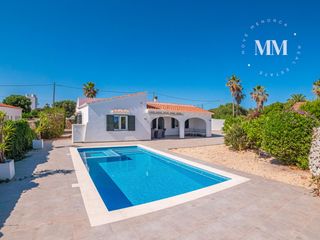 Chalet  Camí de s'estància 6. Preciosa villa reformada con piscina en una tranquila zona de tr