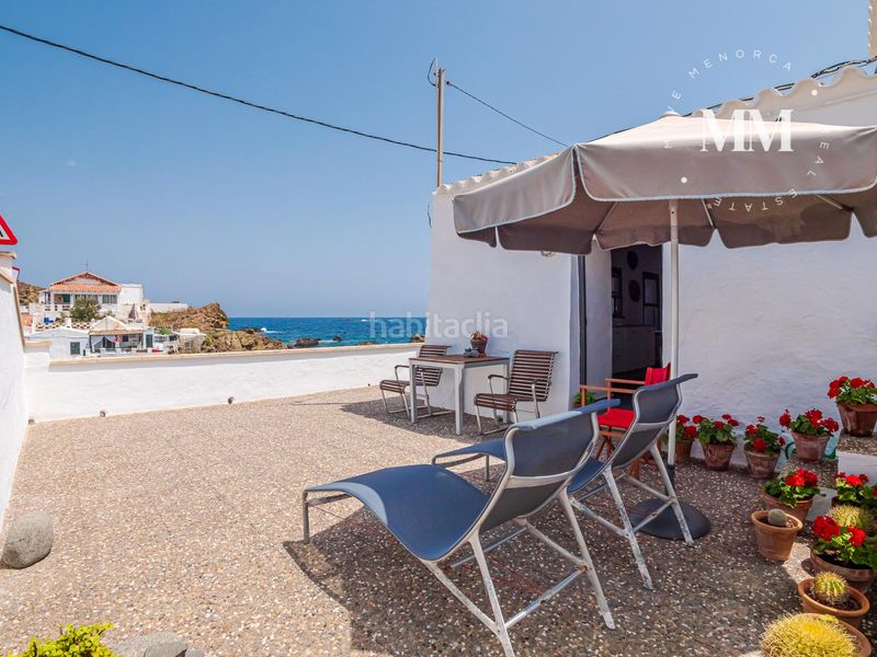 Foto 2045b960-1f34-4d54-85ae-776cecd28a02. Casa pareada en exclusiva, vivienda única frente al mar en sa mesquida en Maó / Mahón