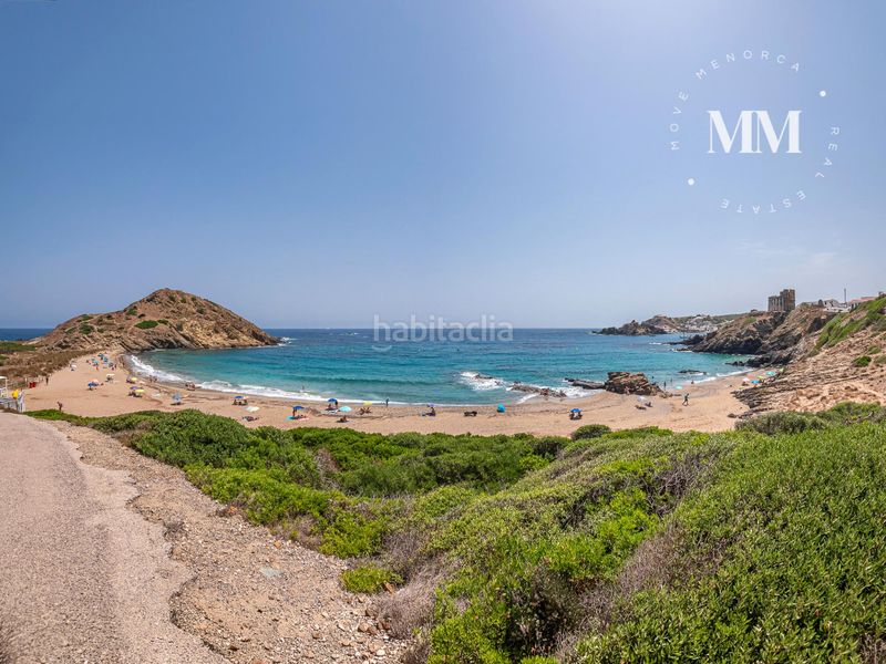 Foto 610c4c3d-7df6-488c-b631-8097f985bf25. Casa pareada en exclusiva, vivienda única frente al mar en sa mesquida en Maó / Mahón