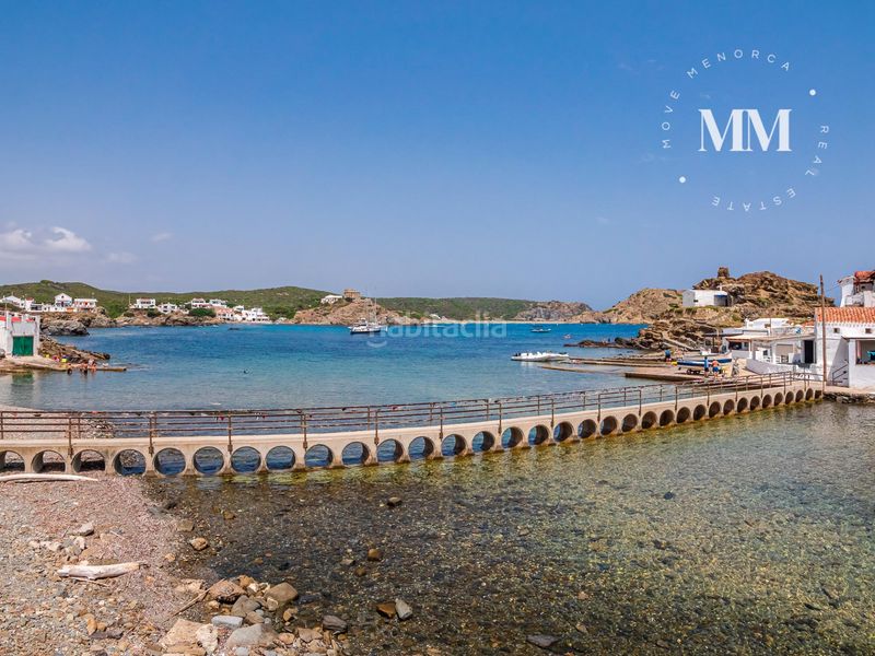 Foto c2082884-6286-42c1-807e-45f4349455f0. Casa pareada en exclusiva, vivienda única frente al mar en sa mesquida en Maó / Mahón