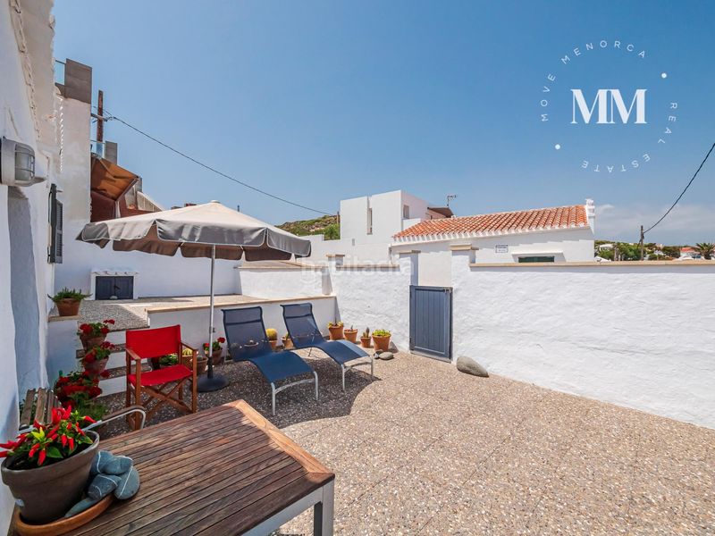 Foto ebcb8400-4d0f-4a4d-88a9-0abacbd3f20f. Casa pareada en exclusiva, vivienda única frente al mar en sa mesquida en Maó / Mahón