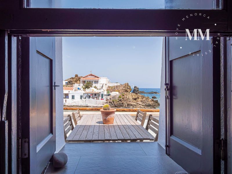 Foto fca28f43-7238-4a0f-97e9-0e6ea9a8766d. Casa pareada en exclusiva, vivienda única frente al mar en sa mesquida en Maó / Mahón