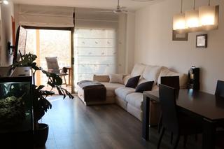 Appartement à Avinguda Catalunya. Con parking, piscina, jardín...