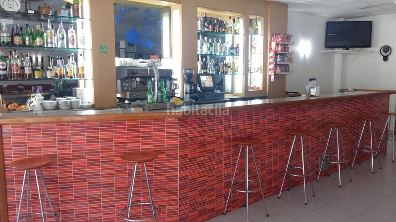 Foto bb89de9b-e6d1-4d8f-8c6e-ad1ad346c77f. Rent business premise with heating in Avinguda Catalunya Palamós