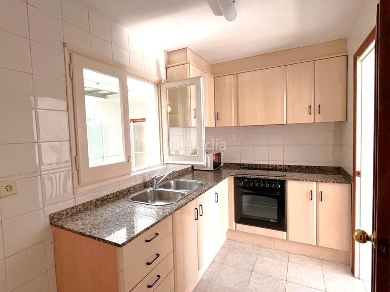 Foto b020c212-dcf9-4b08-9087-48c1d1280ab6. Dreistöckige wohnung mit parking in Avinguda Catalunya Palamós