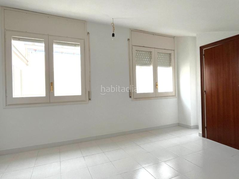 Foto c196a508-102d-489f-9709-558a6331d3ef. Dreistöckige wohnung mit parking in Avinguda Catalunya Palamós