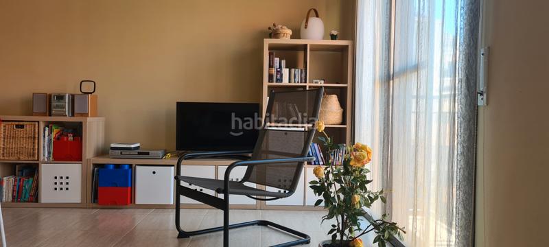 Foto f0a0bc1a-ba00-4dc7-b571-632be7dbc7d0. Apartamento en venta, bonito y soleado en el centro . en Palamós