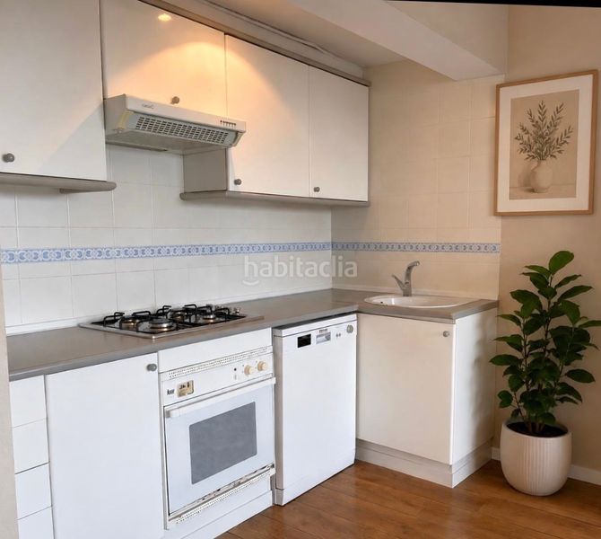Foto b4f3a6a5-58c8-43d2-8757-e3f4c57523f8. Pis a Centre Palamós