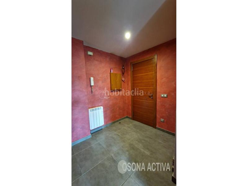 Foto 282c8e1c-664d-404a-85e0-82af60cf0e66. Dúplex duplex en venta en Centelles